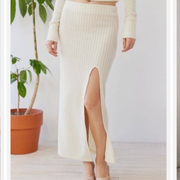 ‼️SALE ‼️BNWT URBAN OUTFİTTERS COORD SET - Picture 5 of 6